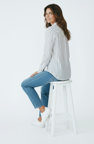 VLT's by Valentina's - 25-44M - Striped long-sleeve blouse made of linen and cotton