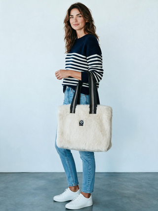 NEWLAND - Aosta - Faux Fur Fluffy Bag