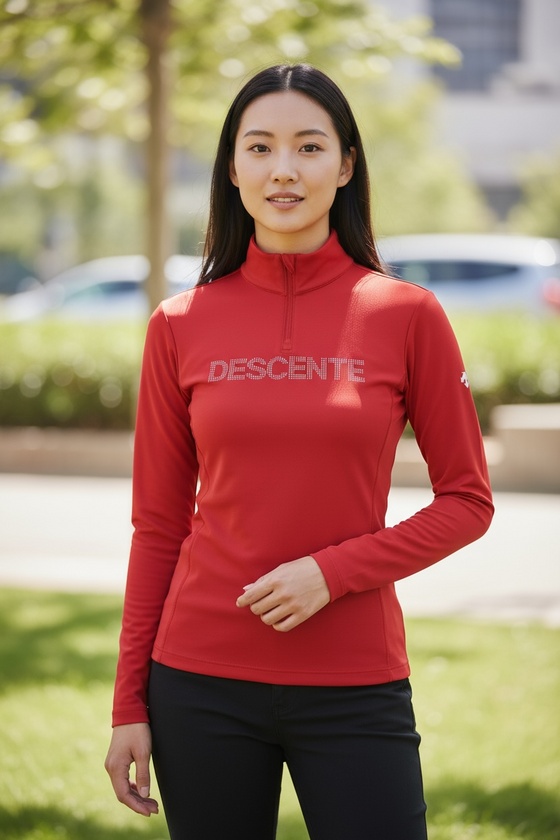 DESCENTE -  Women's Laurel T-Neck