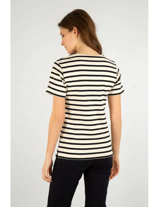 Woman wearing short-sleeve striped cotton marinière shirt, back view, casual style